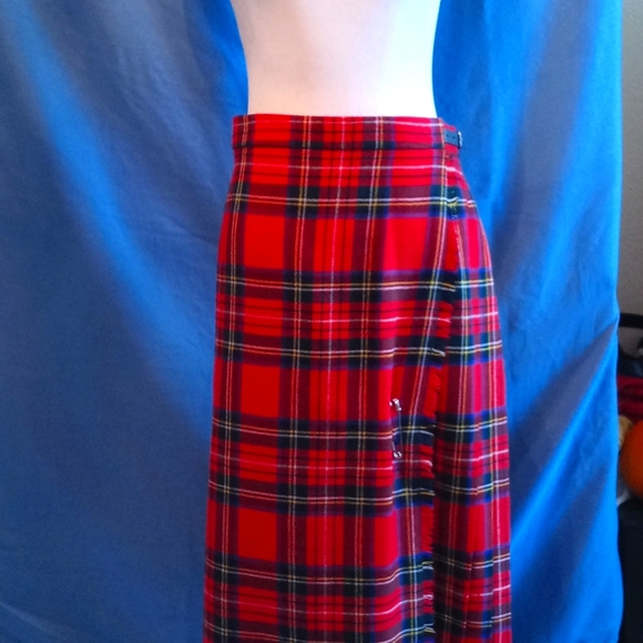 100% Wool Highland Home Ind. - Picture 3 of 16